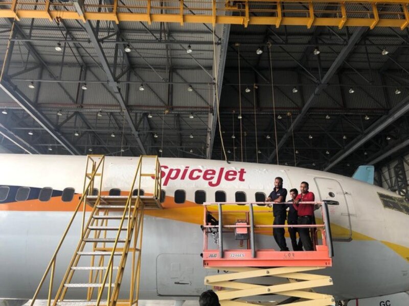 After SpiceJet and AI AI Express can also use up to seven B737s from Jet