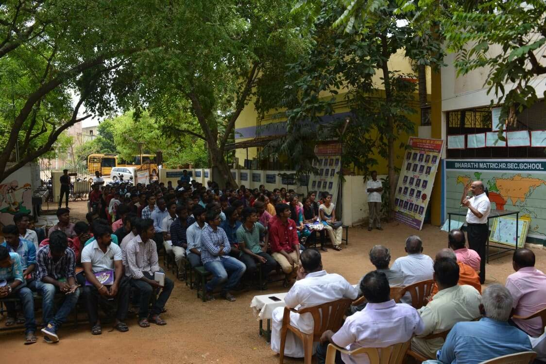 Trichy Railway employees lead free coaching lessons for applicants